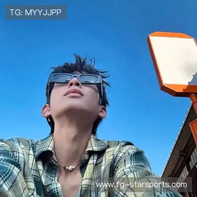 何鹰辉